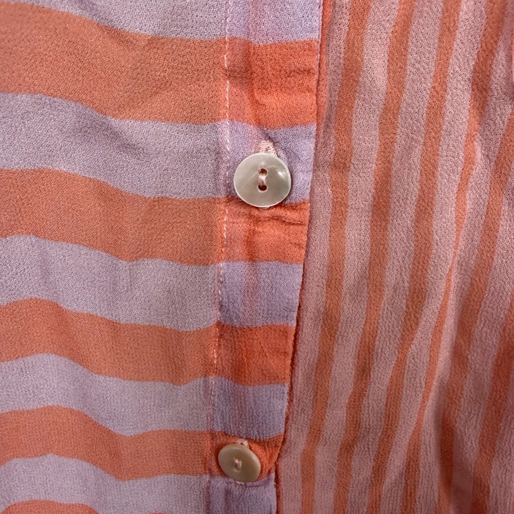 Saachi Striped peach and White Button-Up Shirt size large - Picture 7 of 11
